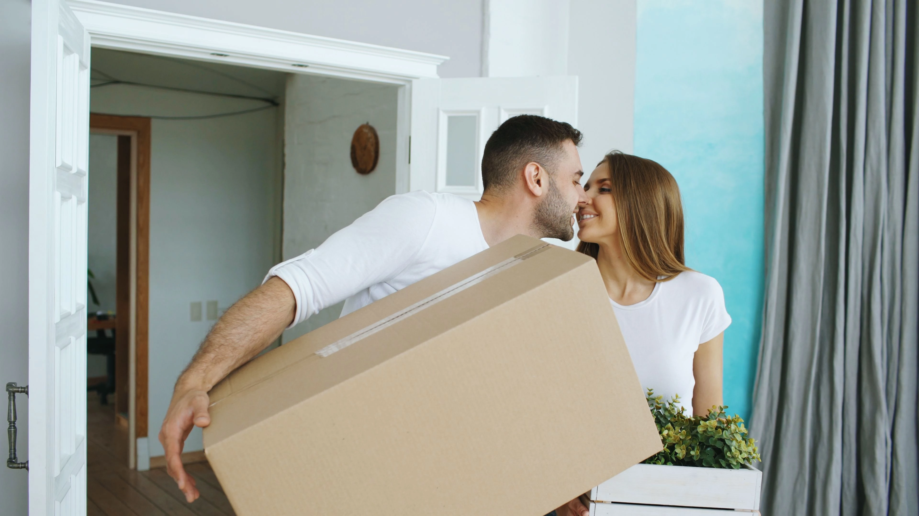 How to Move From Avoidant to Secure Attachment: 10 Practical Steps